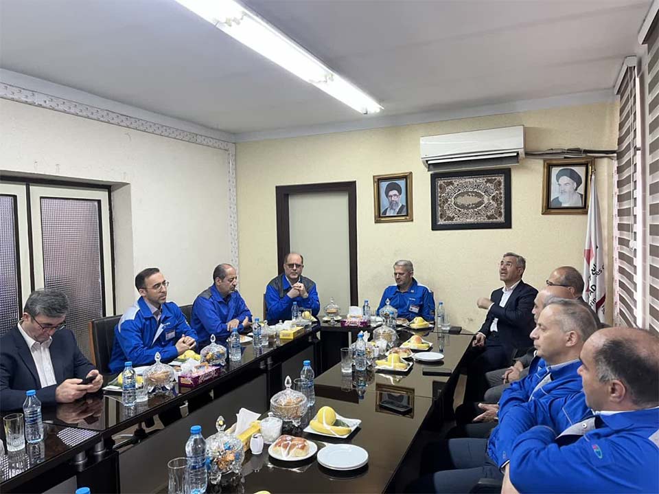 بازدید مدیر عامل محترم ایرانخودرو دیزل از شرکت صنایع تولیدی اشتاد ایران